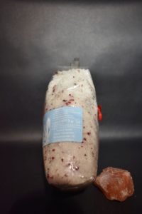 Kosmetik-Badesalz-Rosenblütenblätter 2